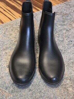 A New Day Black Matte Chelsea Ankle Rain Boots Size 9